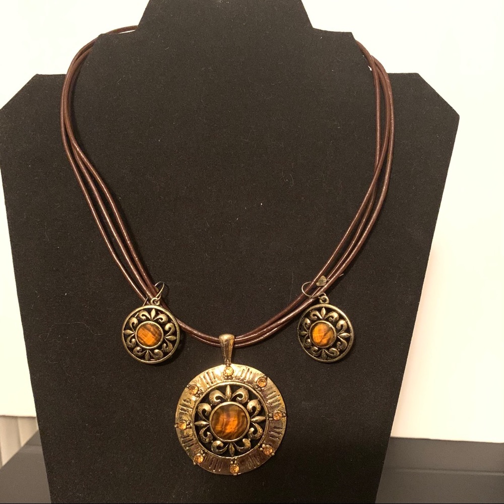 Pendent necklace with necklace fashion jewelry